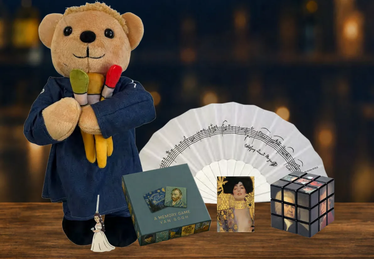 Plüschbär, Fächer, Memoryspiel, Magnet und Zauberwürfel mit eigenen Motiven